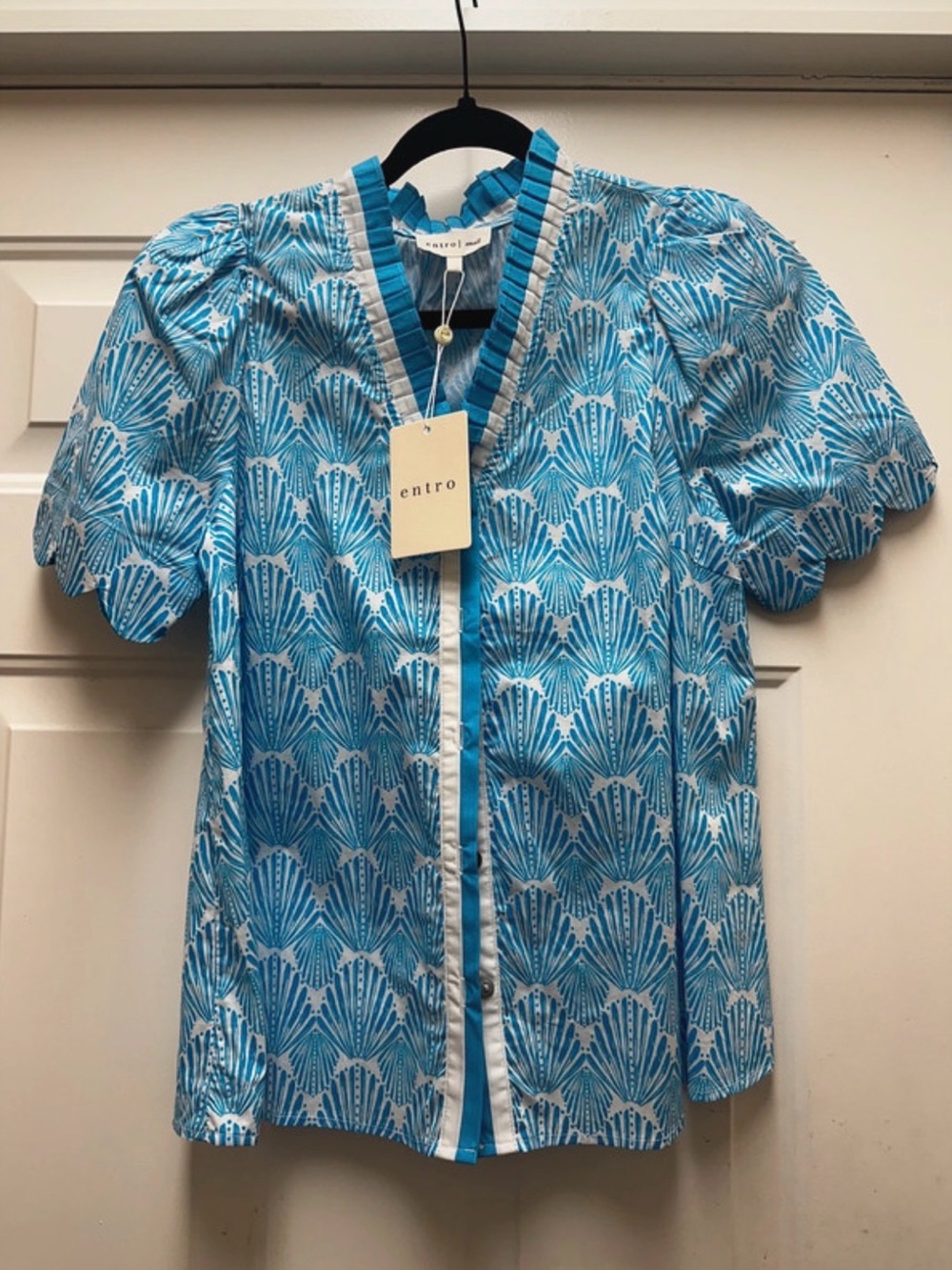 entro Turquoise and white Seashells Puff-Sleeve Cotton Blouse